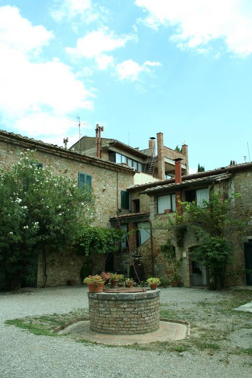 Agriturismo Santa Croce サン・ジミニャーノ エクステリア 写真